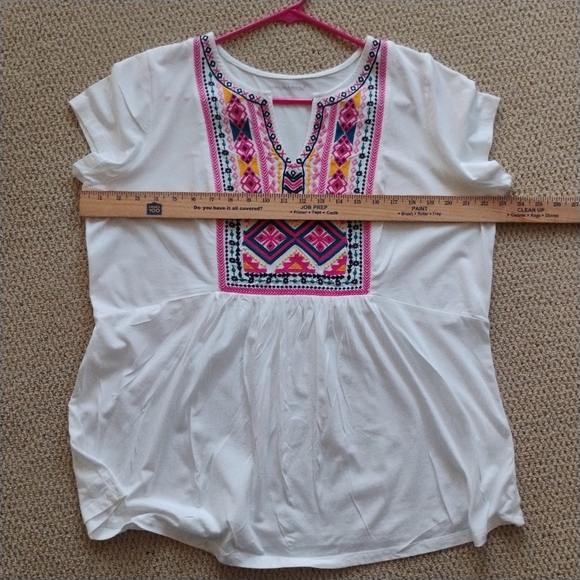 Woman Within Embroidered Floral Aztec Boho Whimsical Pink White Top SIZE 14-16 - Picture 8 of 14